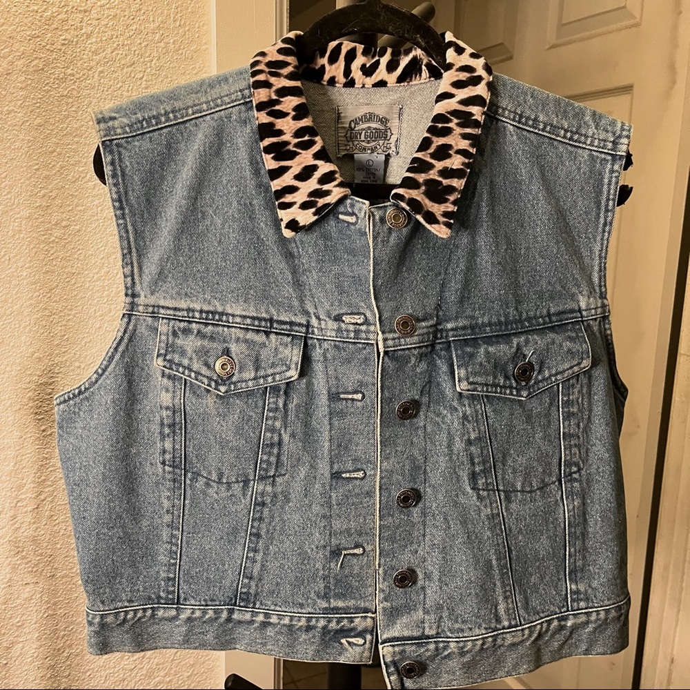 Vintage Cambridge Dry Goods Blue Denim with Leopard Print Collar Vest Size Large